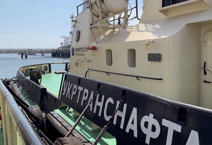 Naftogaz gibt ukrainischer Marine zwei Hafenschlepper